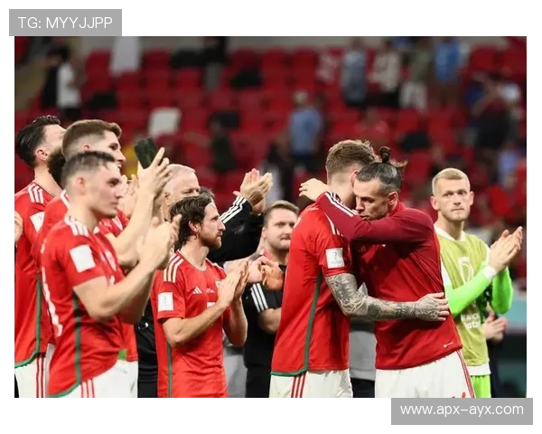 里斯·詹姆斯因伤退出英格兰队，年轻后卫奥赖利迎来国家队首秀