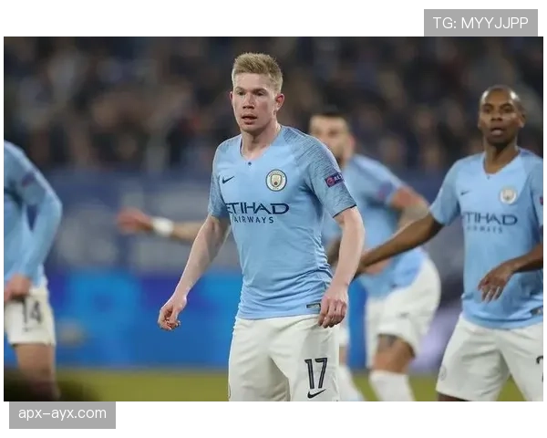 德布劳内与齐达内：跨越时代的足球艺术传承与影响力解析