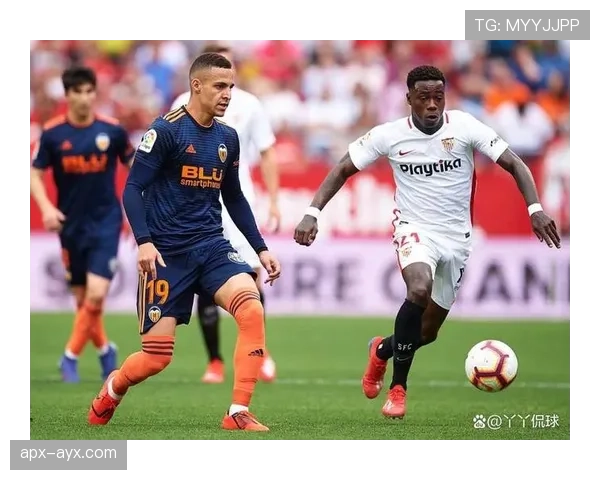 瓦伦西亚运营危机持续发酵,球队财政与竞技表现稳定性面临考验 瓦伦西亚运营危机持续发酵,球队财政与竞技表现稳定性面临考验